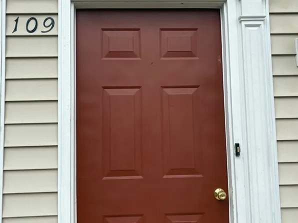 109 Pennie Ln #B, Bridgewater, VA 22812