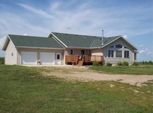22490 149th St NE, Hawick, MN 56273