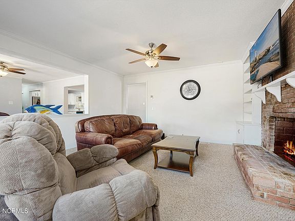 5th image of 1102 Francis Marion Drive