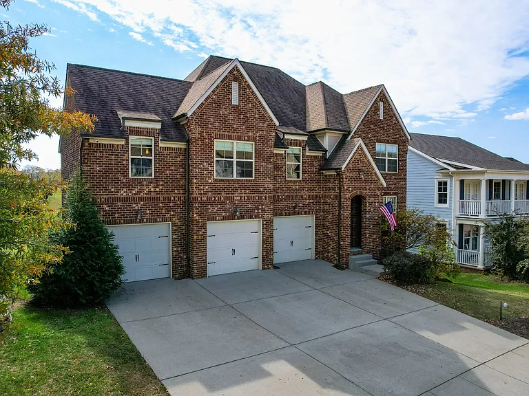 2033 Callaway Park Pl — Photo 42