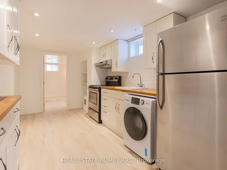 115 Porchester Dr #BASEMENT — Photo 9