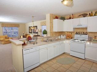 3660 Bracknell Forest Dr, Groveport, OH 43125