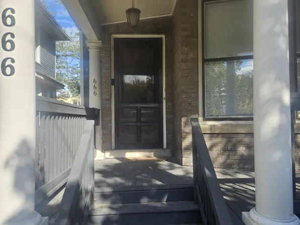 662 Van Dyke St #666, Detroit, MI 48214