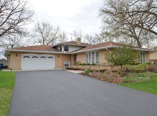 7345 W Choctaw Rd, Palos Heights, IL 60463