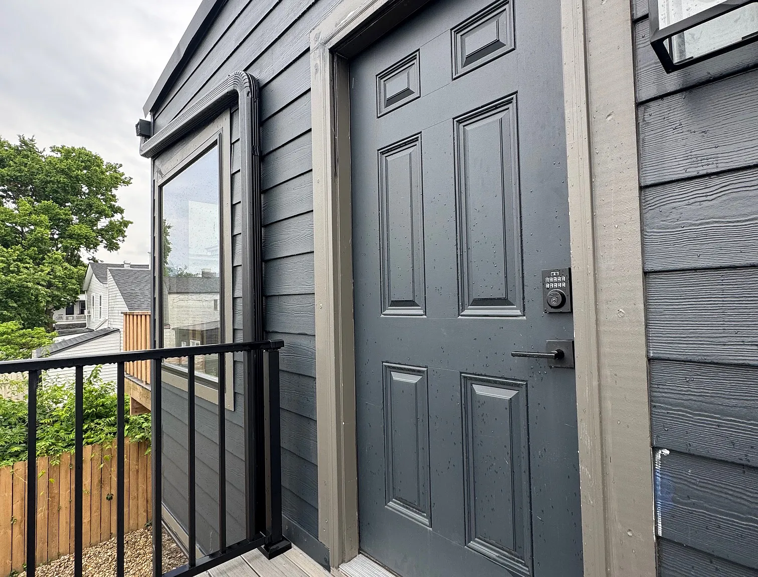 1 bed, 1.5 bath, $1,800 — Photo 3