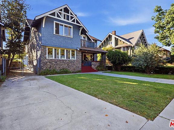 2nd image of 2651 Van Buren Pl