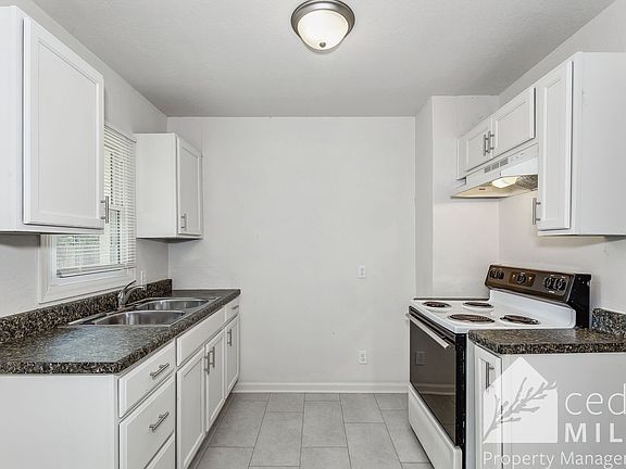 5th image of 1714 S Euclid Ave #2