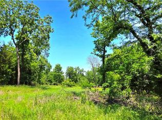 1 Shady Hollow Dr, Linn Valley, KS 66040