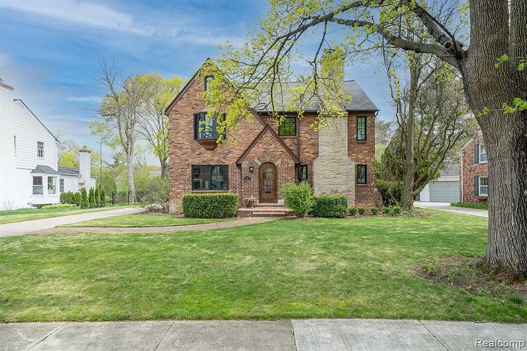 182 N Glengarry Rd, Bloomfield Hills, MI 48301 Zillow