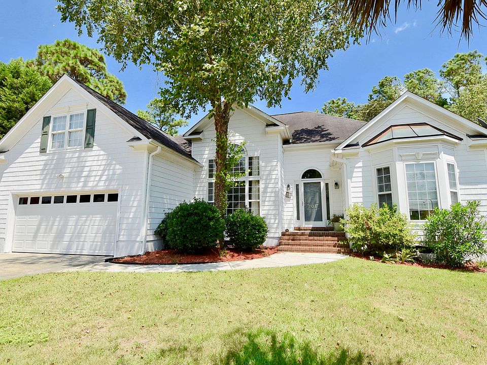 1st image of 701 Paisley Court