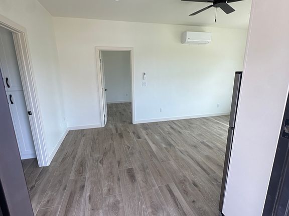 4th image of 890 Brittany Cir