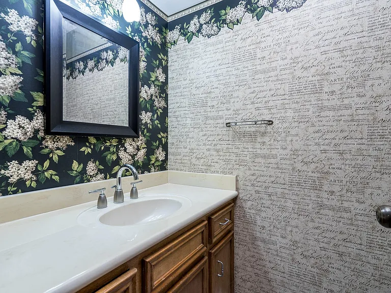 8330 Silver Shadows Ln — Photo 12