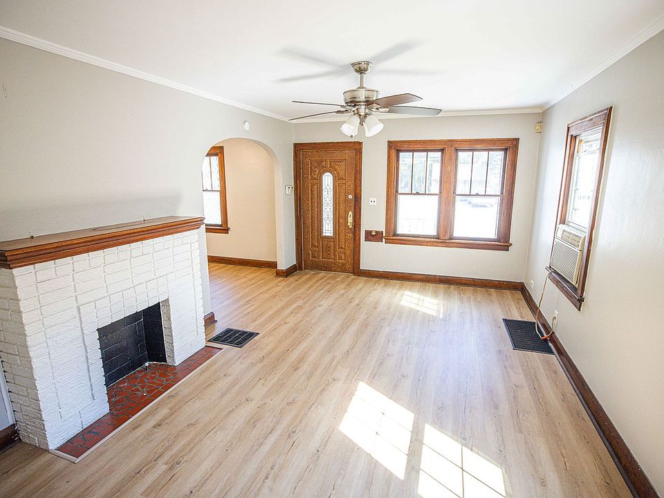 1st image of 2529 Greenbriar Rd