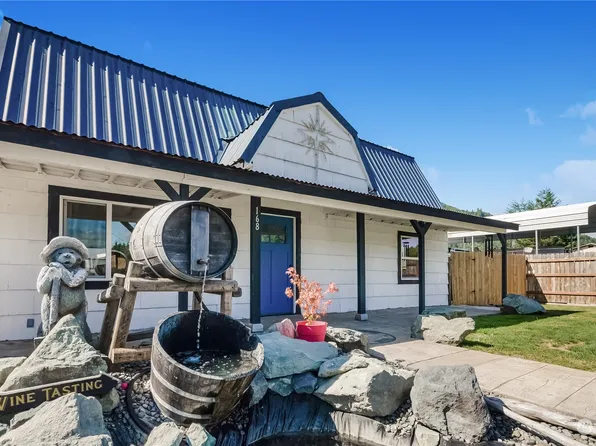 168 Wood Ave, Morton, WA 98356