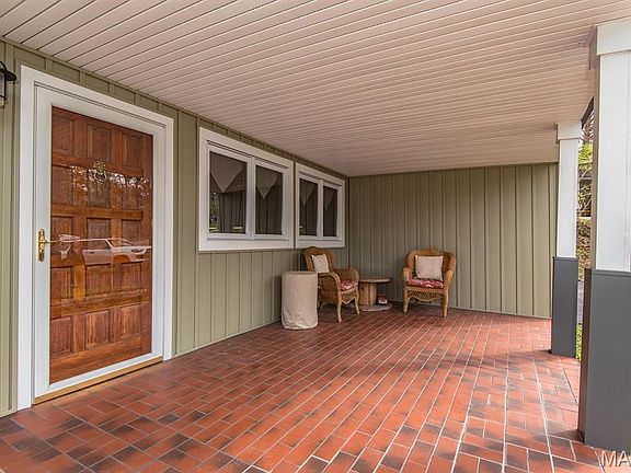 3rd image of 1511 Lark Ave