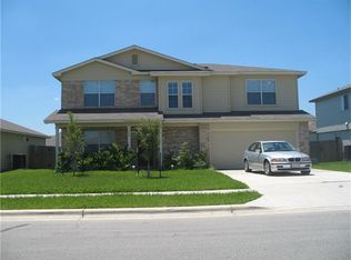 125 Holland St, Hutto, TX 78634