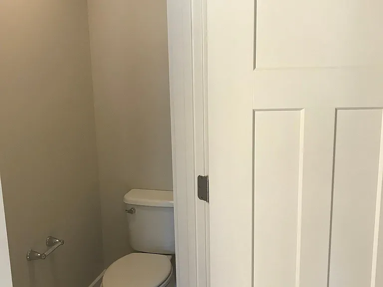 415 Hague Dr — Photo 15
