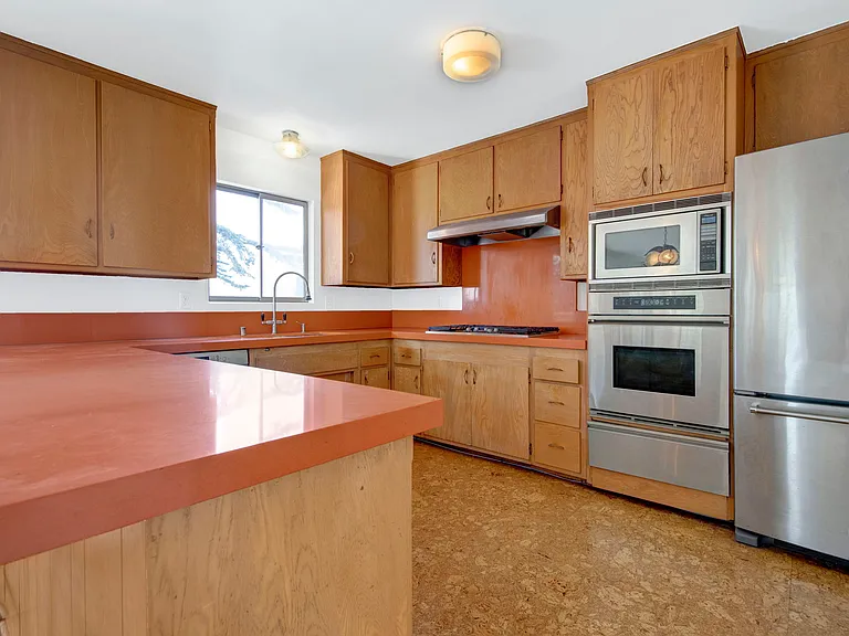 1827 Oak Tree Dr — Photo 8