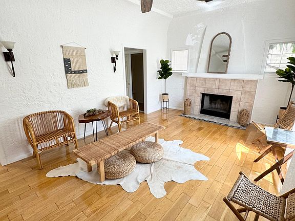 4th image of 1819 N Berendo St