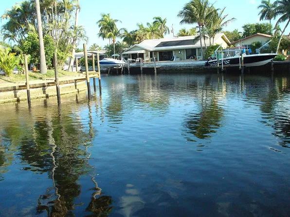 2747 SE 9th St, Pompano Beach, FL 33060