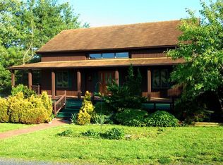 1408 Rockfish Rd, Waynesboro, VA 22980