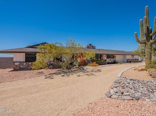 3040 N Hawes Rd, Mesa, AZ 85207