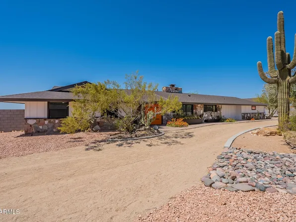 3040 N HAWES Road, Mesa, AZ 85207
