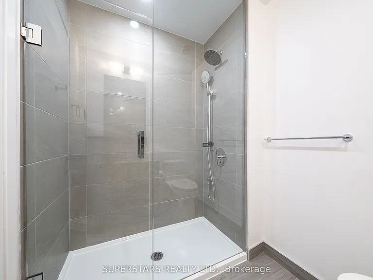 5 Buttermill Ave #1905 — Photo 7