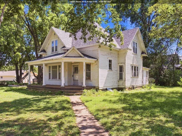 204 Jackson St, Moville, IA 51039