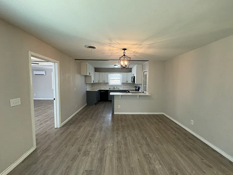 6021 Hanson Rd — Photo 15