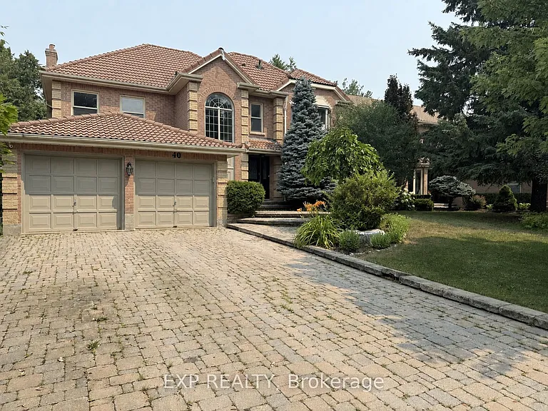 40 Cranberry Ln — Photo 1
