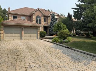 40 Cranberry Ln, Aurora, ON L4G5Y3