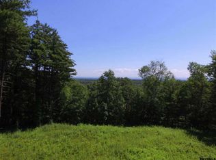 Deer Cliff Rd, Voorheesville, NY 12186