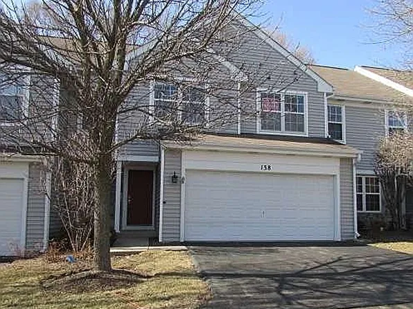 138 Parkview Dr, Wauconda, IL 60084