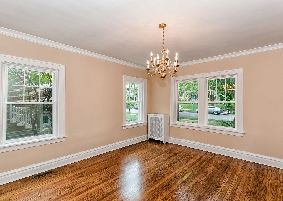 2nd image of 6916 Pershing Ave