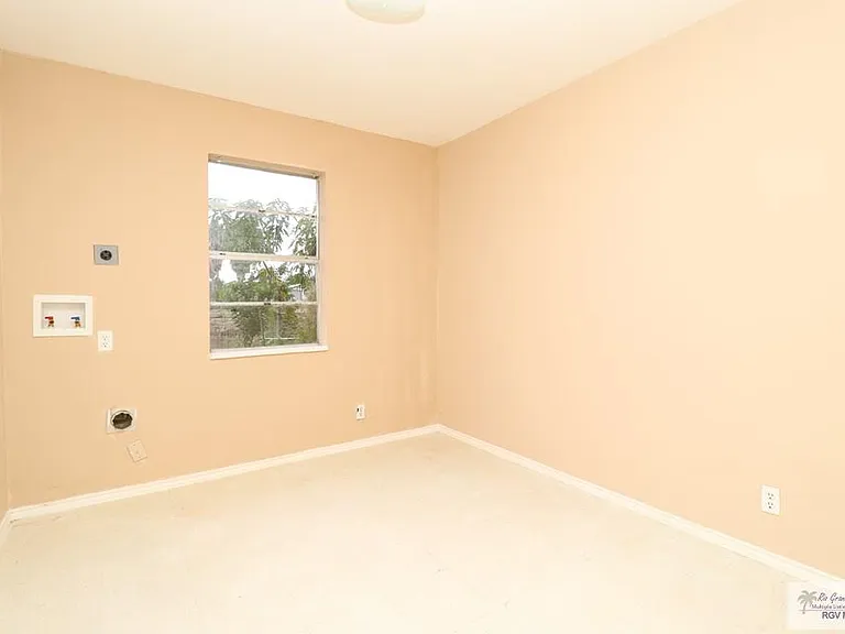 6219 Tecate Dr — Photo 10