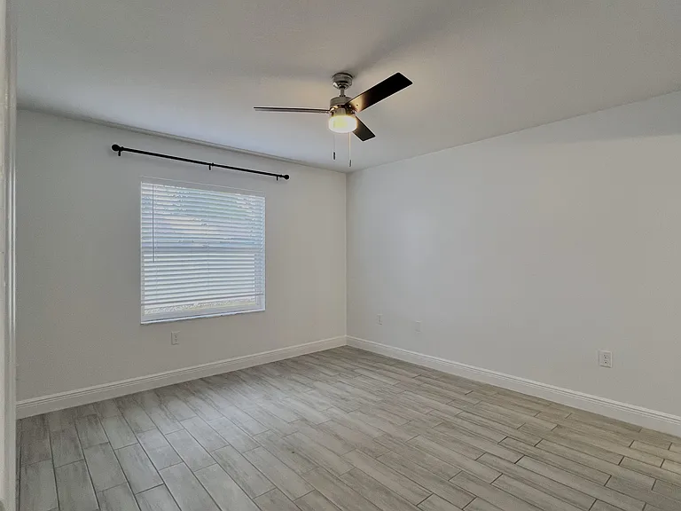 4359 Iris St N — Photo 14