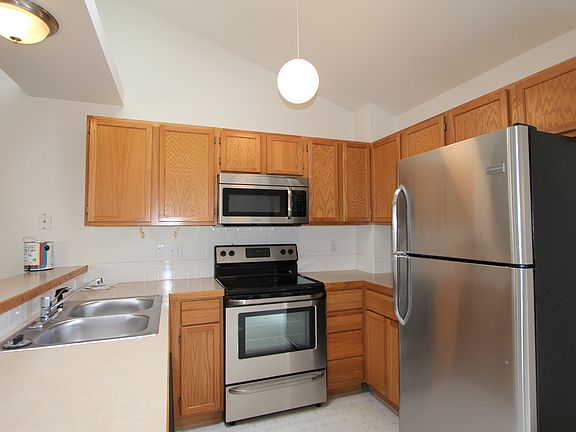 updated kitchen with 2013 Stainless steell appliances