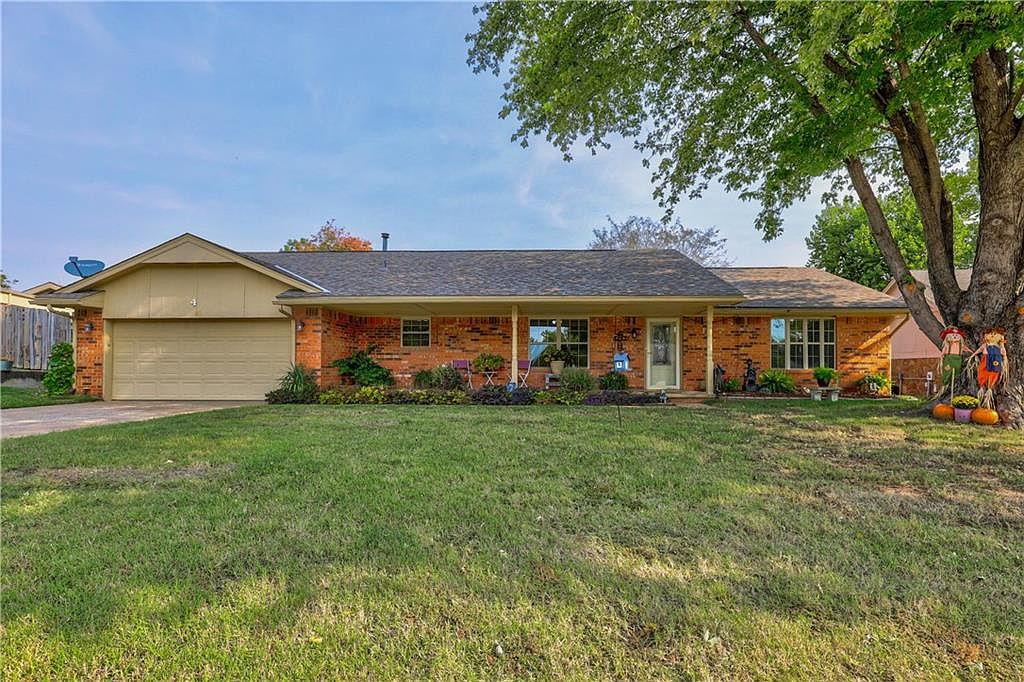 4 Bingham Ct Shawnee Ok 74804 Zillow