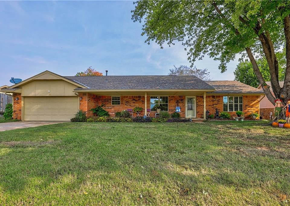 4 Bingham Ct Shawnee Ok 74804 Zillow