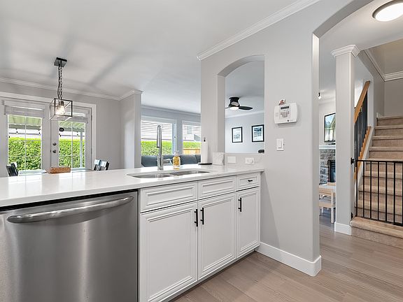 5th image of 7475 Garnet Dr #25