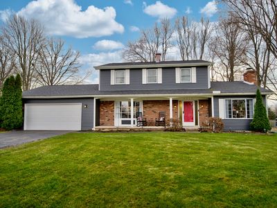 6214 Golfview Dr, Burton, MI, 48509