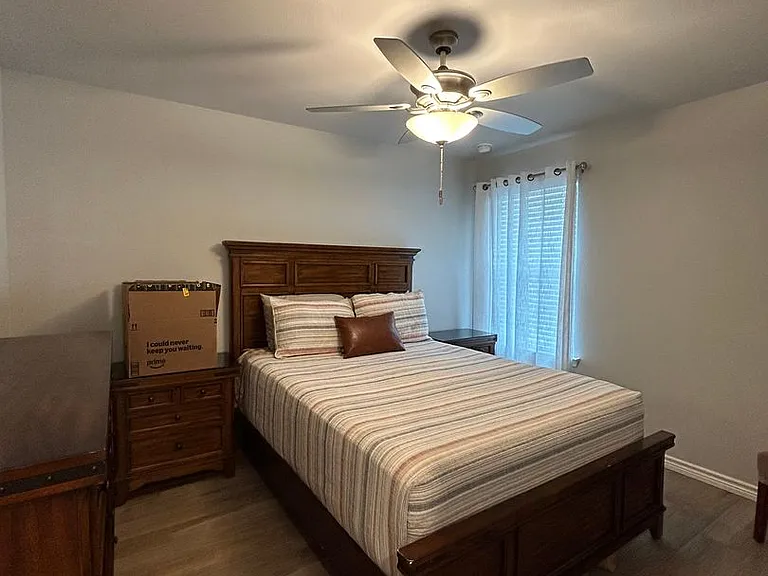 2032 Twin Falls Dr — Photo 10