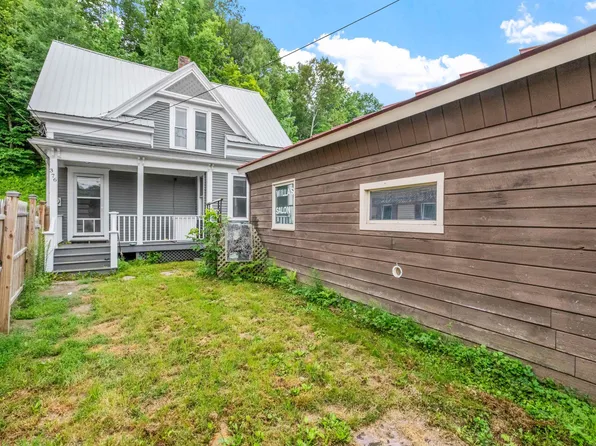 376 Portland Street, St. Johnsbury, VT 05819