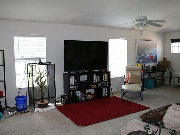 2nd image of 3650 Oakdale 204 Cir