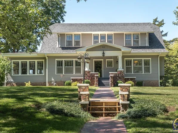 902 Frazier St, Valley Falls, KS 66088