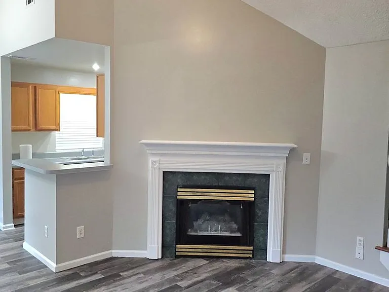 152 S Fairfield Dr — Photo 8