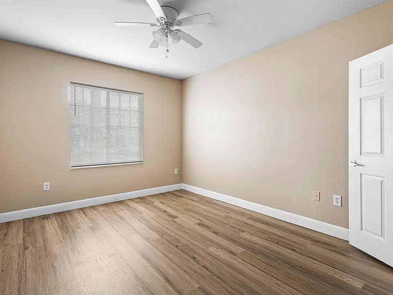 6450 Emerald Dunes Dr #103 — Photo 20