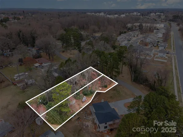 618 Carole Ln, Charlotte, NC 28214