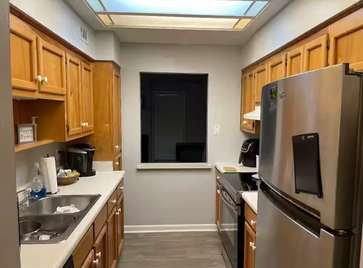 2 bed, 1.5 bath, 1292 sqft, $1,550 — Photo 4